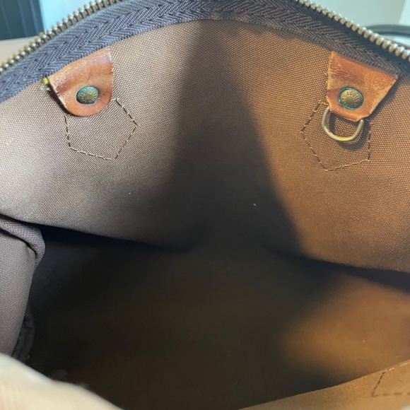 Authentic Louis Vuitton speedy 30 - Picture 9 of 11